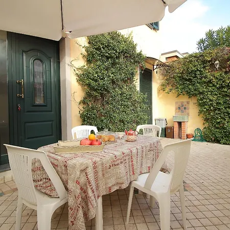 Villino Lidia بيت للعطل